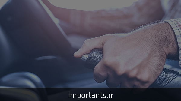 دلیل روشن شدن چراغ ترمز دستی